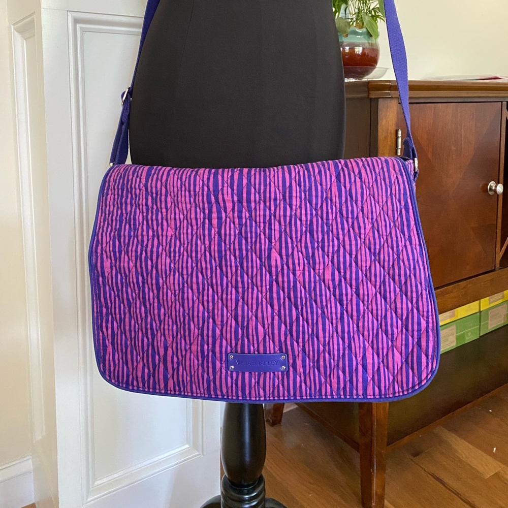VB Messenger Laptop Bag